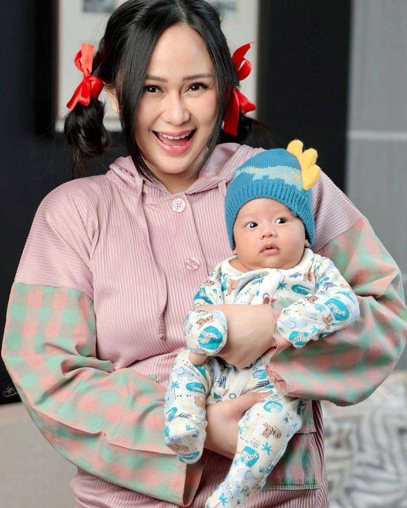 Instagram.com/denisechariesta91